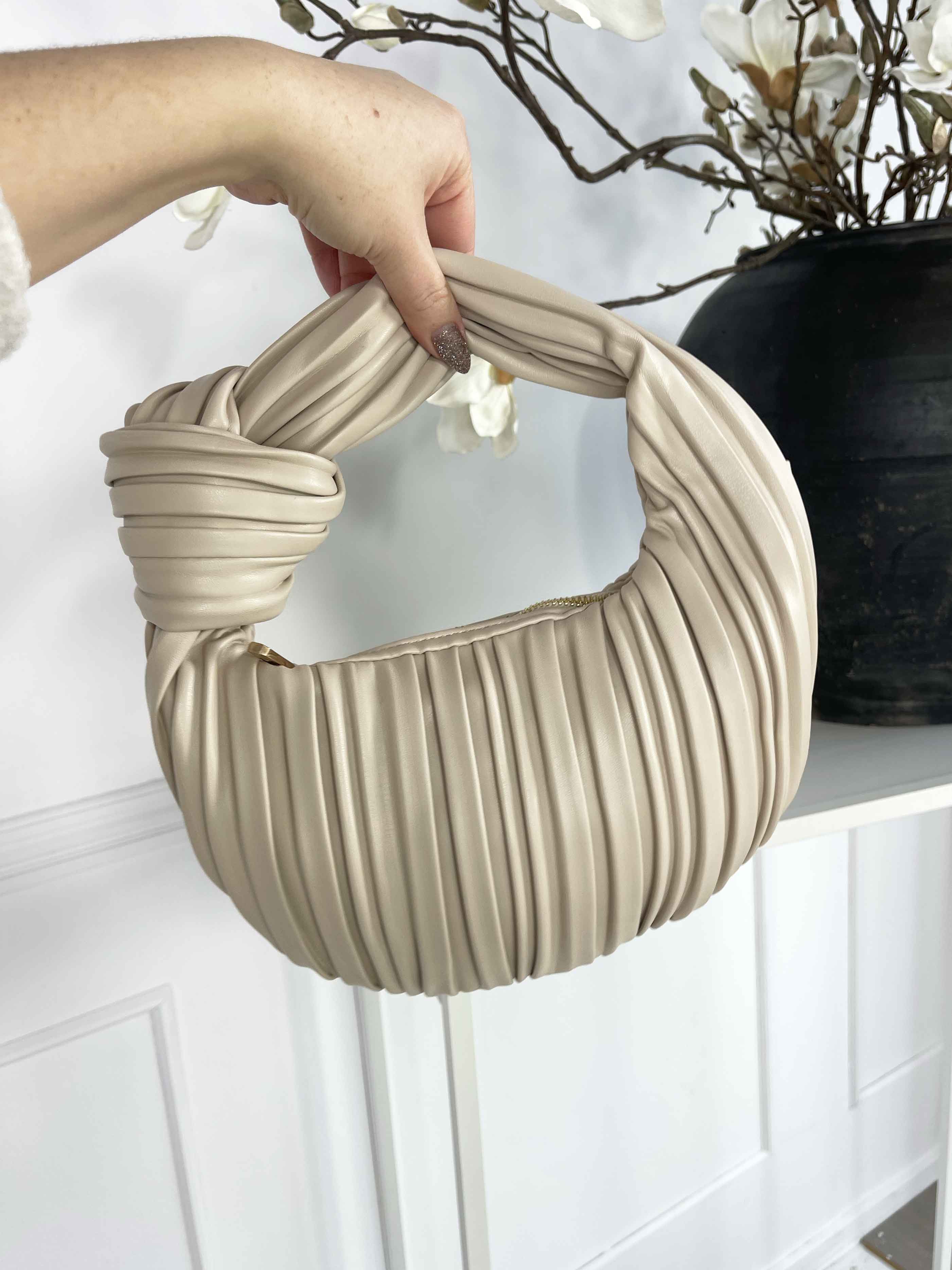 Holly - Lille håndtaske med knude og guldkæde